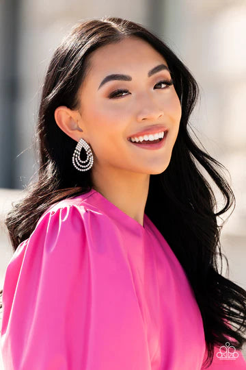 Take A Power Stance White