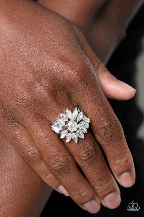 Untamable Universe White