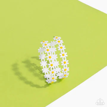 Daisy Disposition White