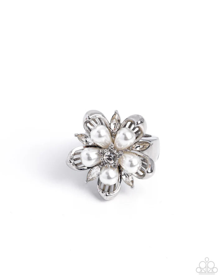 Giving Glitz White