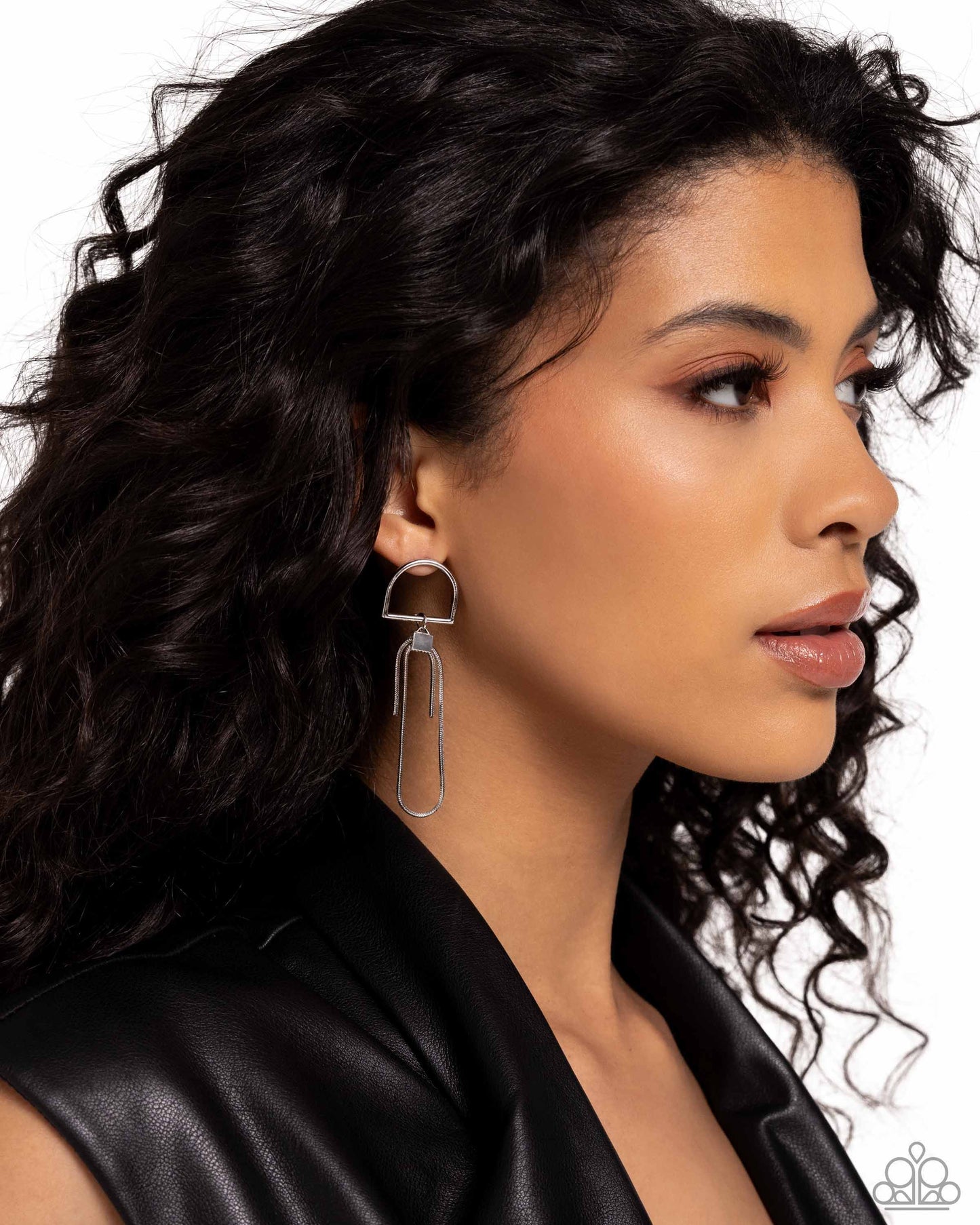 Minimalist Maven Silver