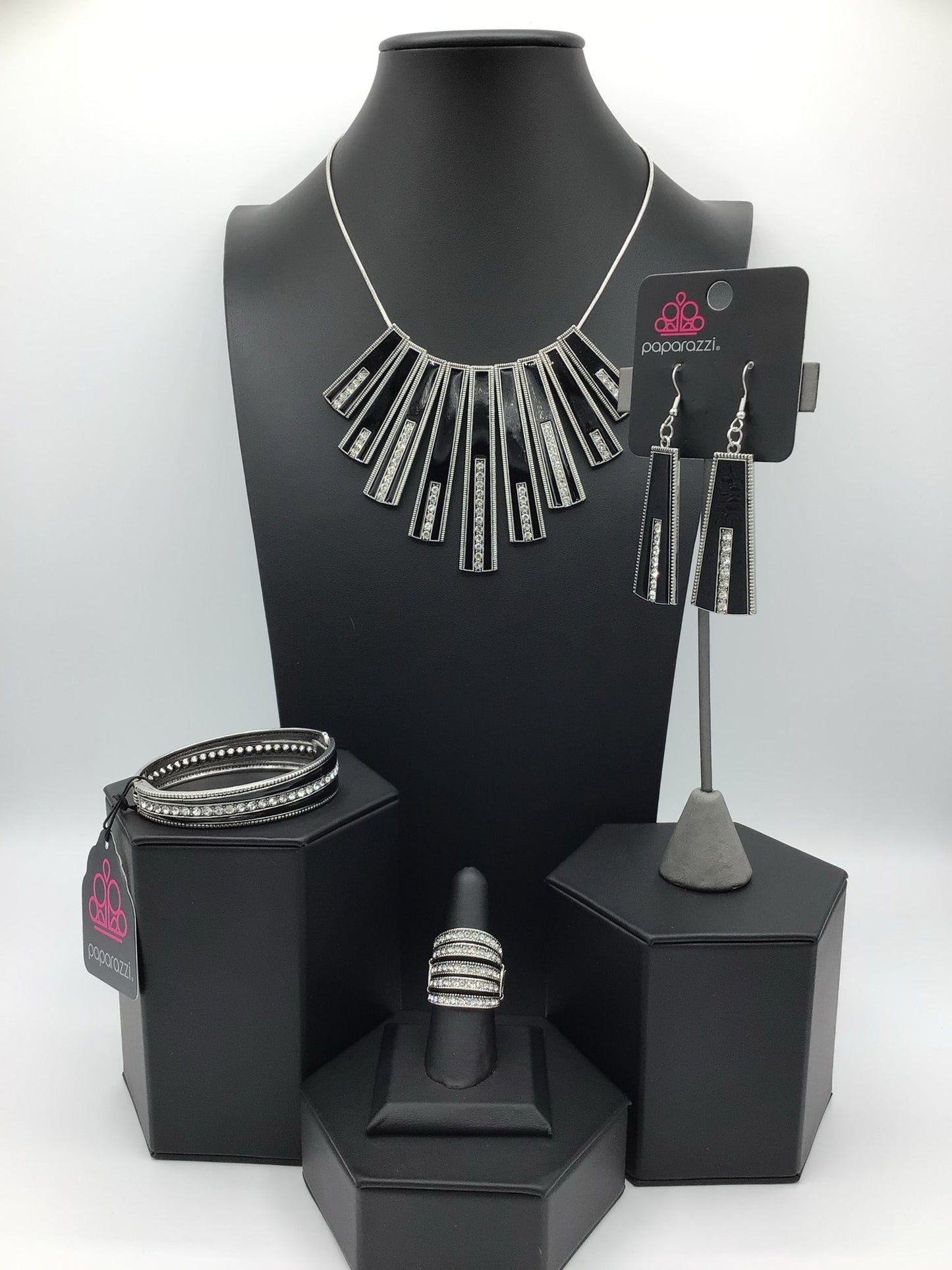 Fiercely 5th Avenue September 2021