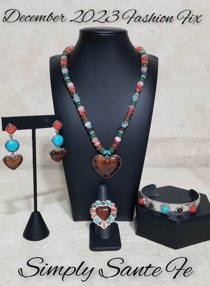 December 2023 Simple Santa Fe