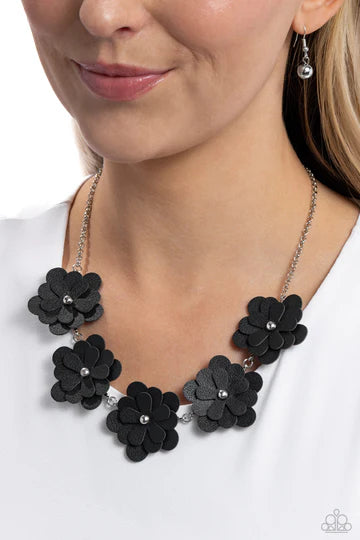 Balance of FLOWER Black