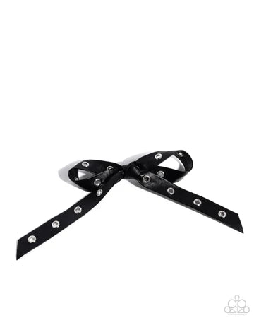 Generous Grommets Black