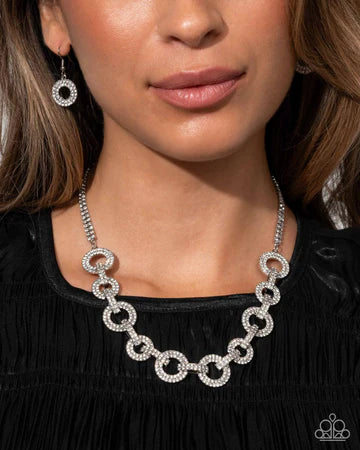 Elegant Embrace White