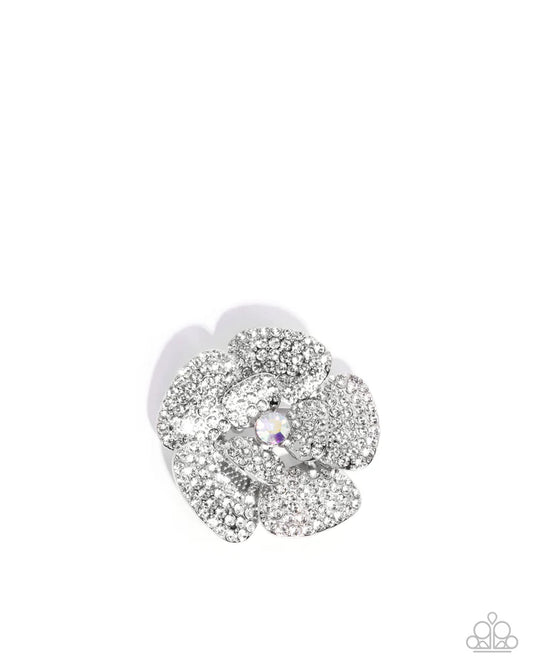 Festive Flourish White