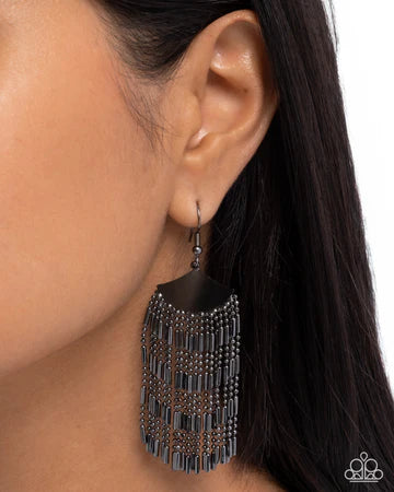 Threaded Transit Fringe Foundation Black