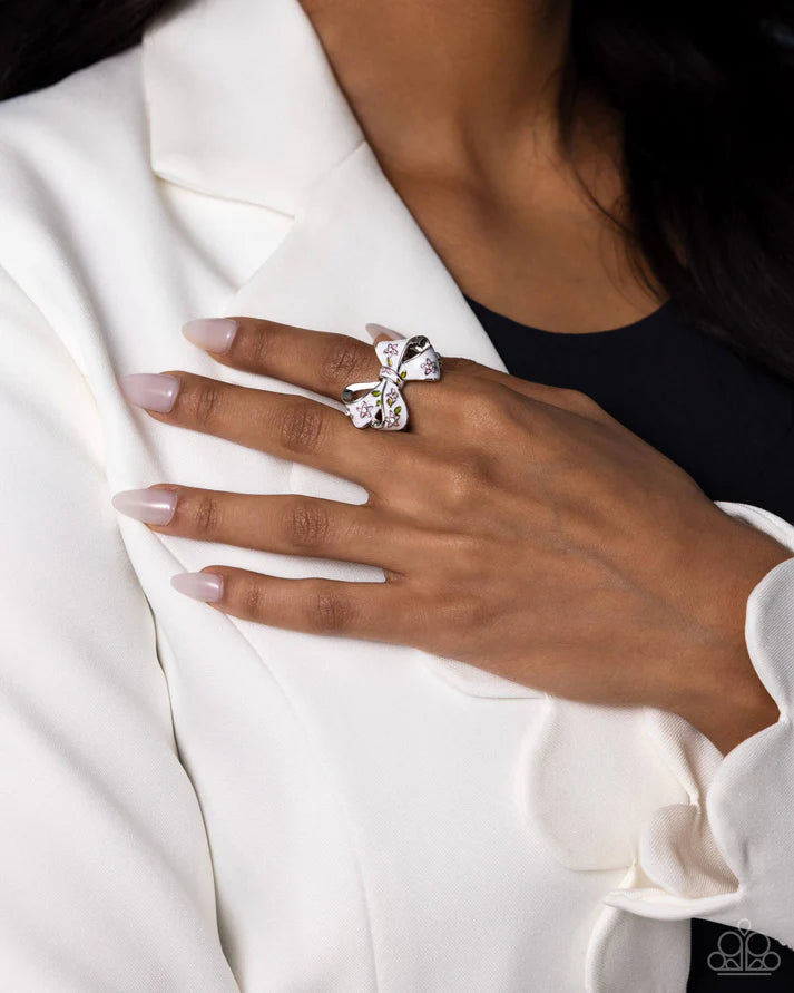 Bow Caution To The Wind White