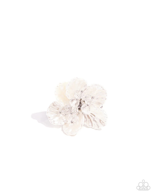 Petal Pact White