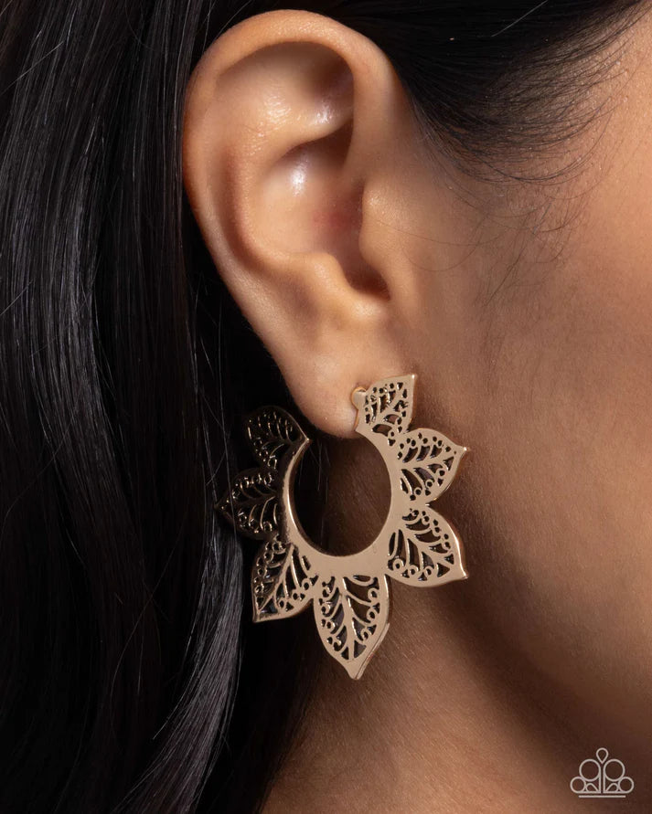 Tangled Tapestry Gold