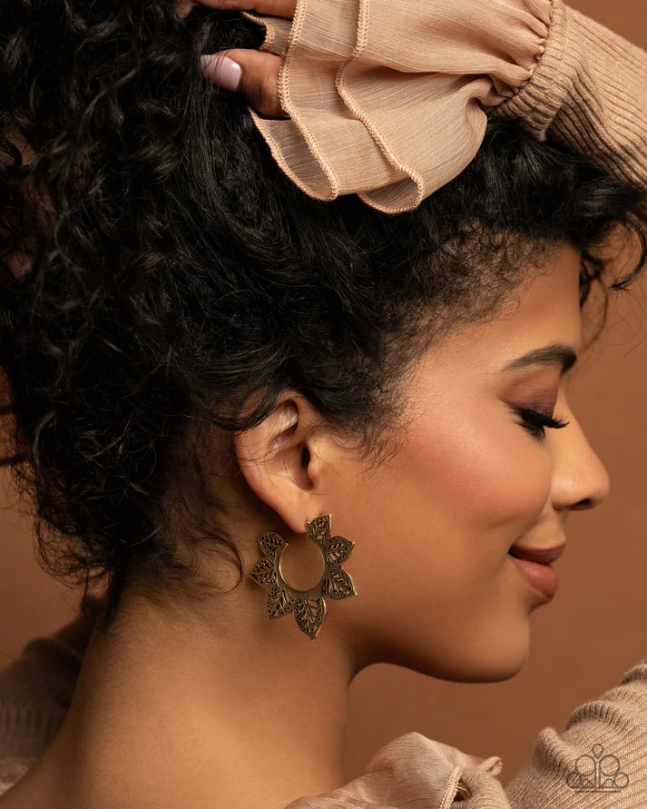 Tangled Tapestry Gold