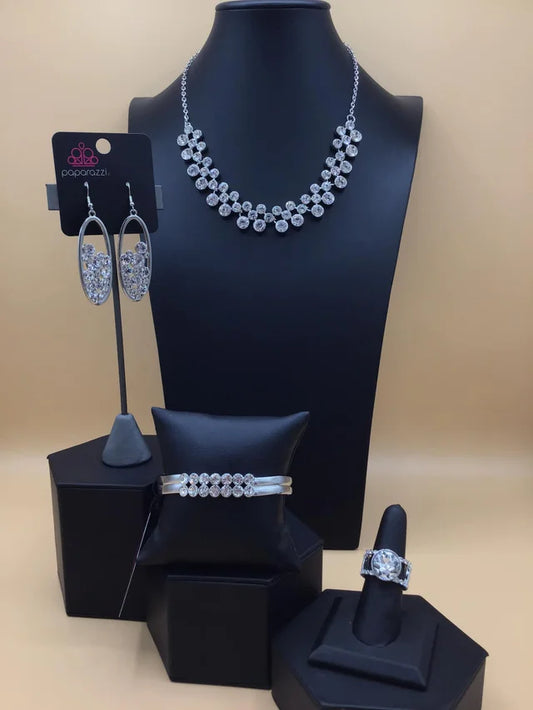 Fiercely 5th Avenue November 2021